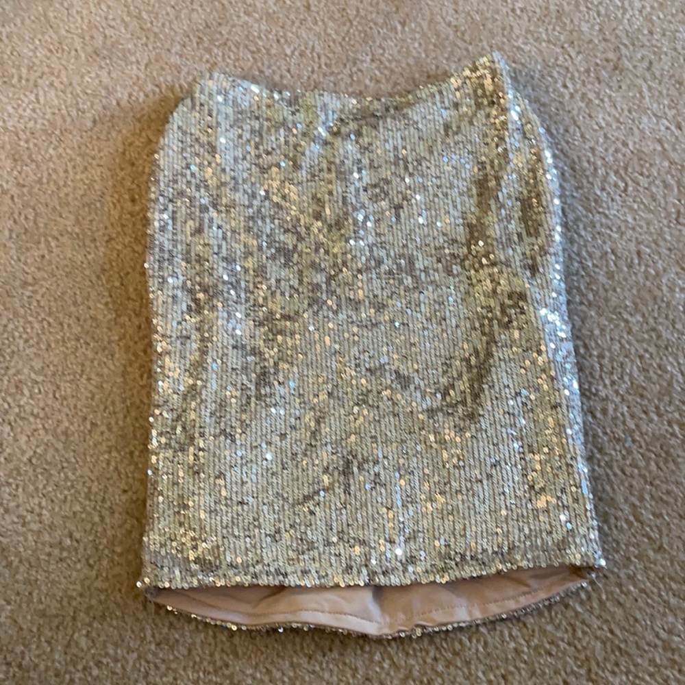 F21 champagne sequin mini skirt